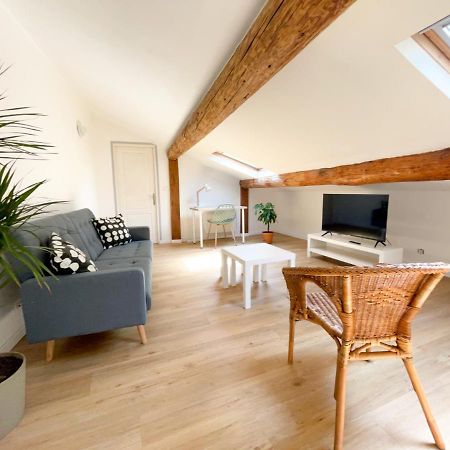 Spacieux Duplex Central Avec Terrasse Tropezienne 살롱드프로방스 외부 사진