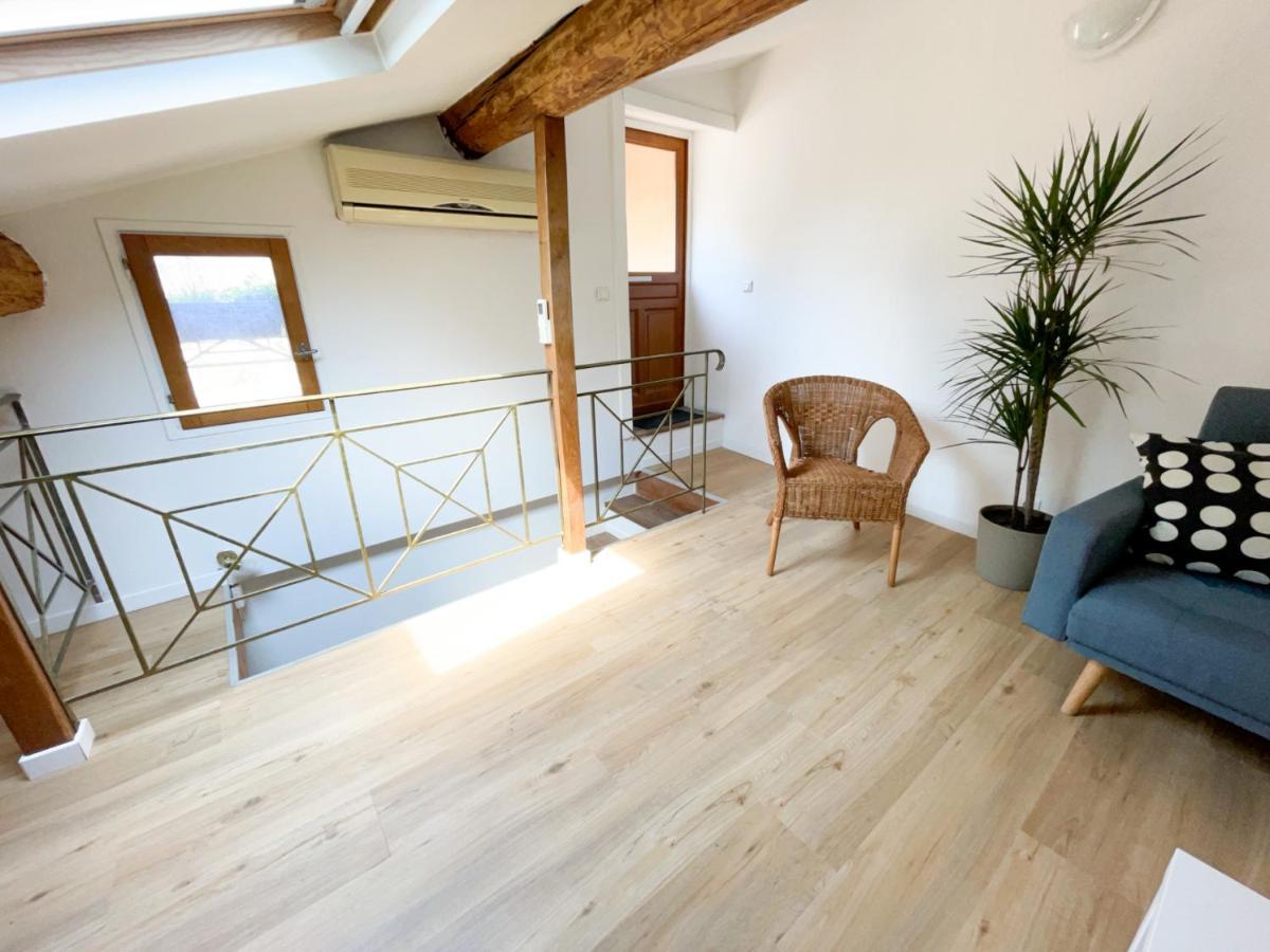 Spacieux Duplex Central Avec Terrasse Tropezienne 살롱드프로방스 외부 사진